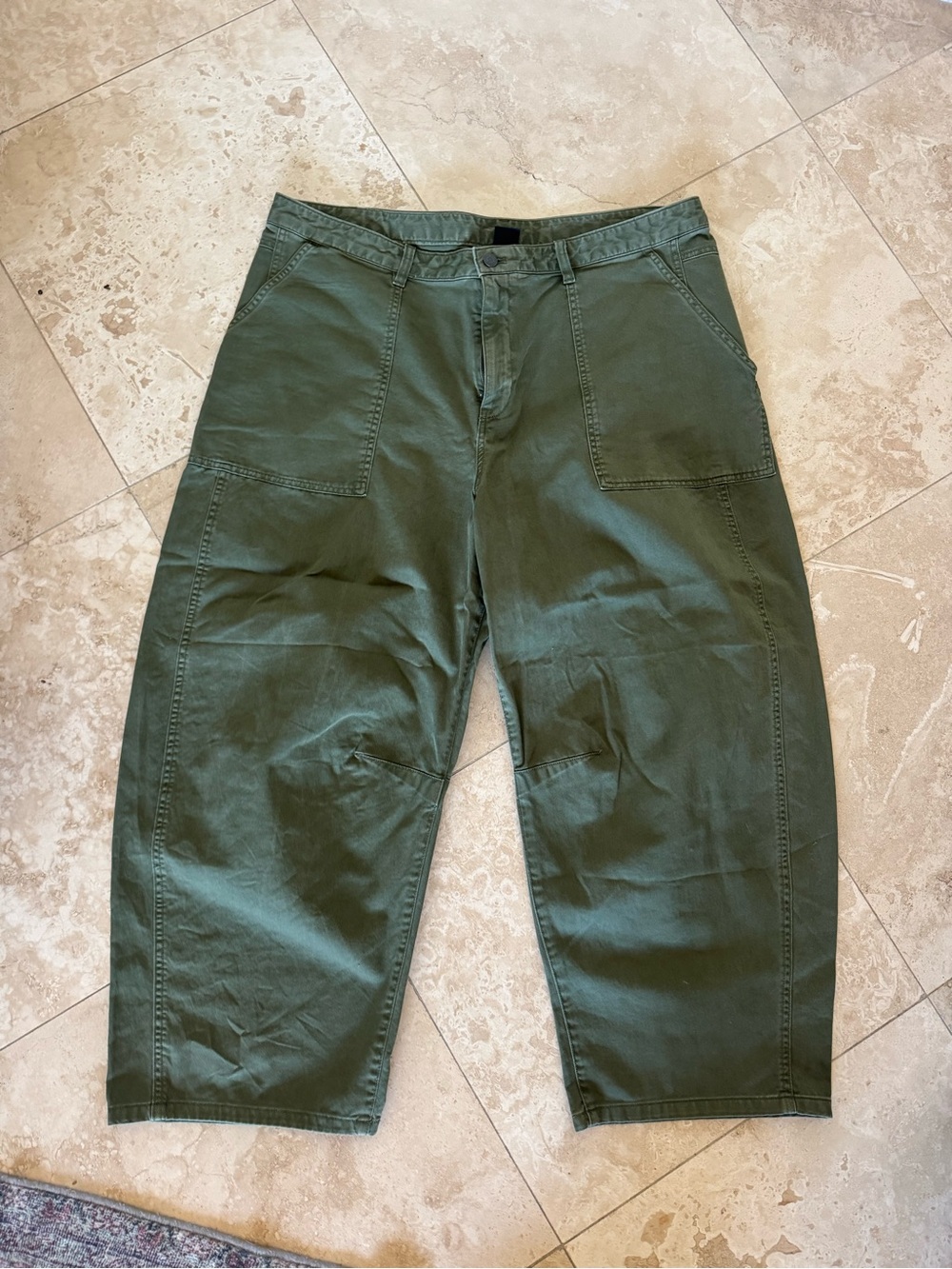 GAP Olive Green Cropped Utility Pants